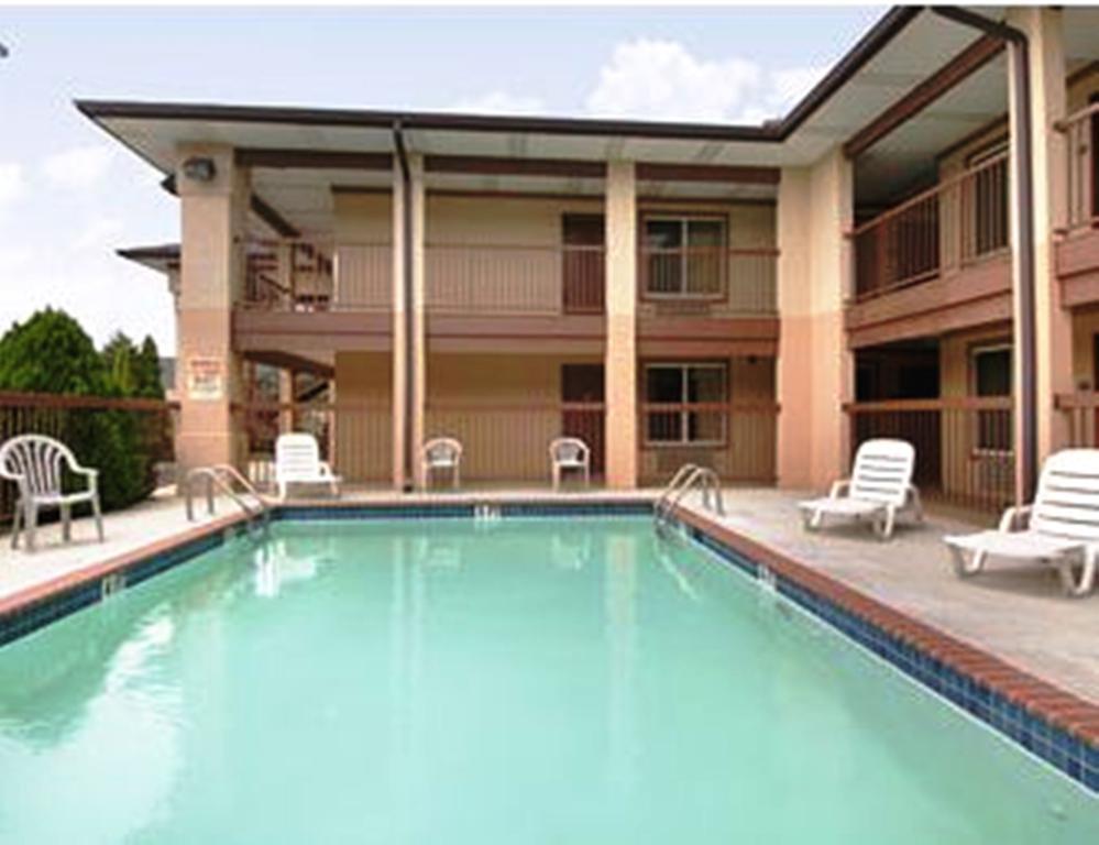 Super 8 By Wyndham Decatur Priceville Exterior foto